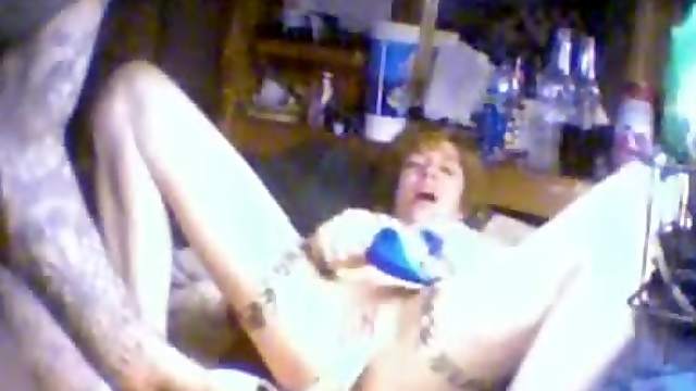Horny Blonde Has An Orgasm As Her Boyfriend Masturbates Her With A Dildo