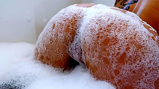 Big load of black cock is what Zoey Monroe needs to get satisfied