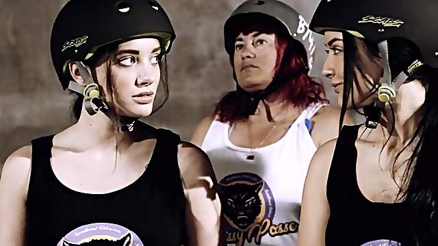 Carmen Caliente and other girls finally get to masturbate together