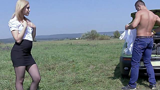 Outdoor reality missionary style fuck with blonde Alana Moon