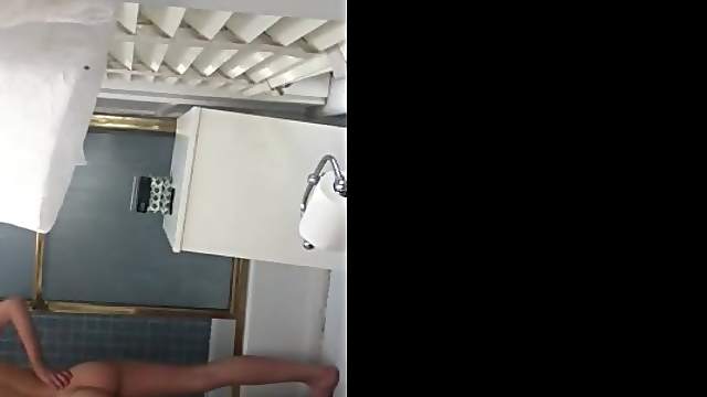 Hot girlfriend secretly filmed in the shower