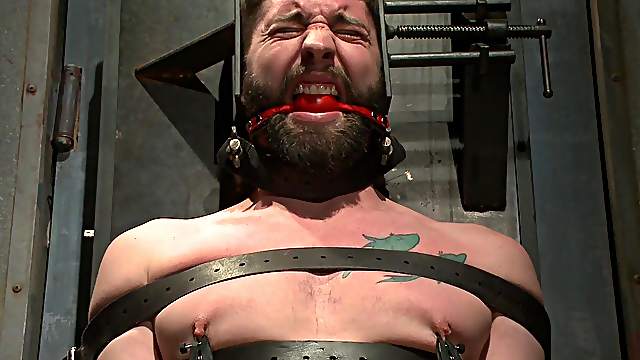Extreme fuck is all that gay Jackson Fillmore needs for the best orgasm