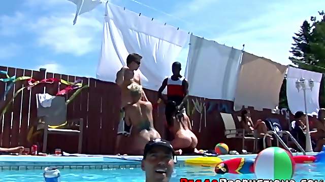 summer hot day can be even better if you fuck with Alyson Queen