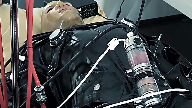 Male slave gets a brutal dick torture from Queen Jennifer Carter