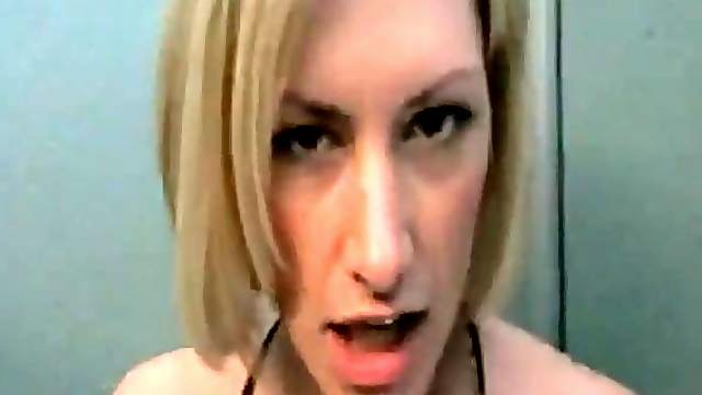 Hot deutsches Mädchen fucks im Schwimmbad Umkleideraum