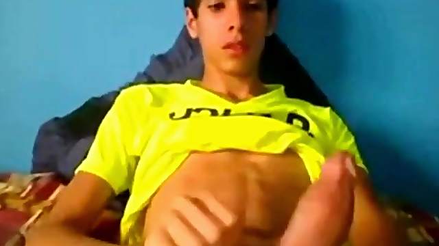Horny Latino Twink Shows Off When Jerking