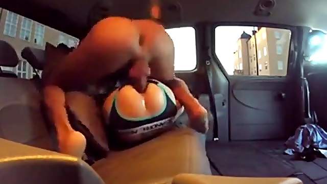 Twink big cock bottom nailed by gay bottom huge amateur cock in a car