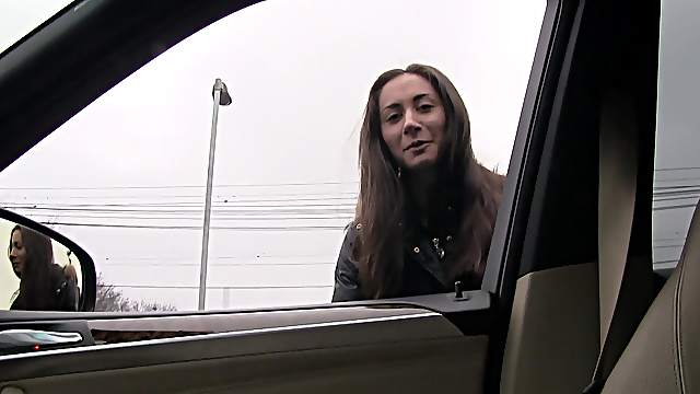 Amateur brunette girl Aruna gives roadhead and fucks a stranger