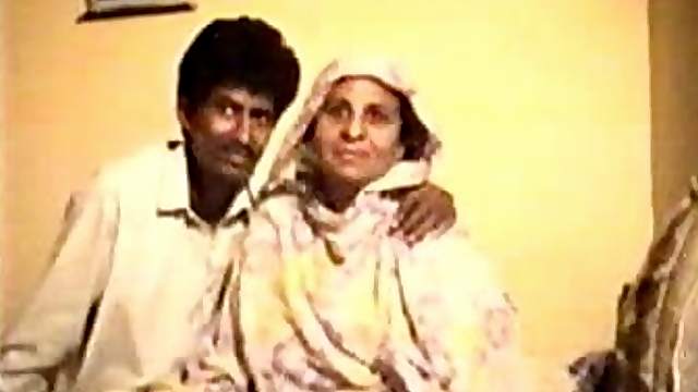 Pakistani mature homemade