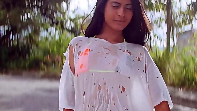 Close up video of Fefy making her tits wet and masturbating