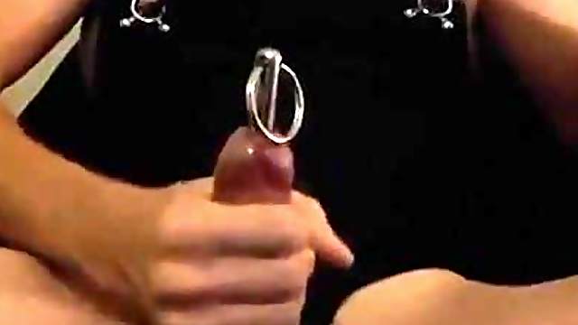 Kinky painslut stretching balls and peehole