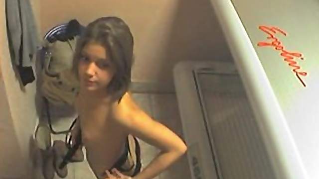 Nude Czech girl in solarium