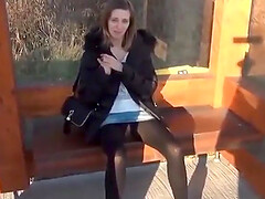 Chick fucking a lucky dick out in Bus Stop until she gets cummed