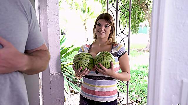 Hardcore fucking on the bed with curvy neighbor Jenni Noble