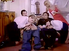 Hot Teens Learn How To Suck and Fuck in Les Petites Écolièrs - Retro Porn