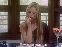 Gorgeous Dahlia Sky moans while being penetrated by her man