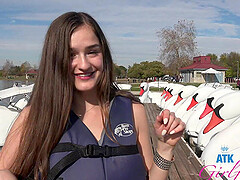 Violet Viper enjoys while being nicely fingered in HD POV
