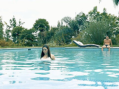 Brunette babe Johnny and sexy Jenna indulge in a steamy poolside rendezvous