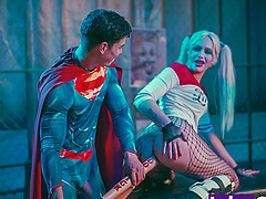 Superman Shoves Harley Quinn’s Bat into His Anus to Save the World