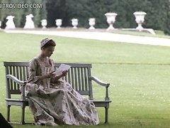 Sensual Laura Benson Shows Her Hot Ass in a 'Dangerous Liasons' Scene