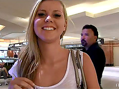 Stunning teen in a close up shoot showing her nice ass