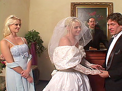 Depraved bride Missy Monroe sucks two boners and enjoys a DP