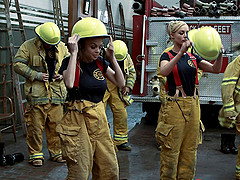 Big cock fireman and a sexy slut screwing in the house