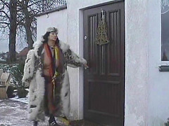 Big breasted granny Laura seduces a man for a sex session