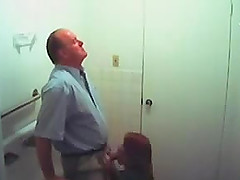 Older guy got a blowjob