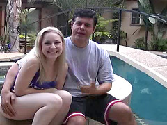 Cindy Loo giving dick blowjob then fingered superbly