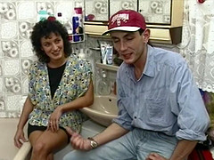 Horny Brunette Mom In A Bathtub Fuck