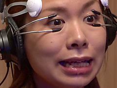 Uncensored girl reaches new heights of insanity