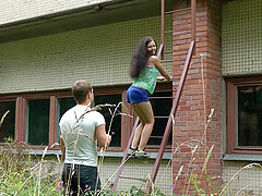 Teen brunette Angel Dickens climbs on the roof to fuck with her man