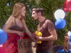 Gorgeous chick Faye Reagan gets her hands on a long pecker