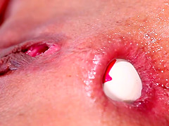 Amy Lee playing with her pussy until she cum by her favorite dildo
