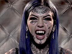 Tattooed ghost Amber Luke wants to fuck