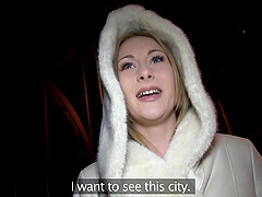 Hot stranger Alice Marshall shows the tourist the city and her body