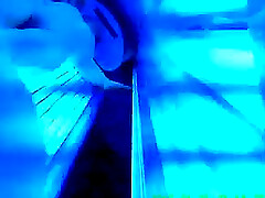 Voyeur in solarium