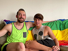 Two gay lovers take off their clothes to have passionate anal sex