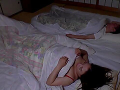 Curvy Japanese chick Oda Mako moans while getting fucked hard
