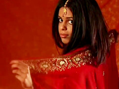 Bollywood Brunette Babe Loves The Spotlight Making Fun